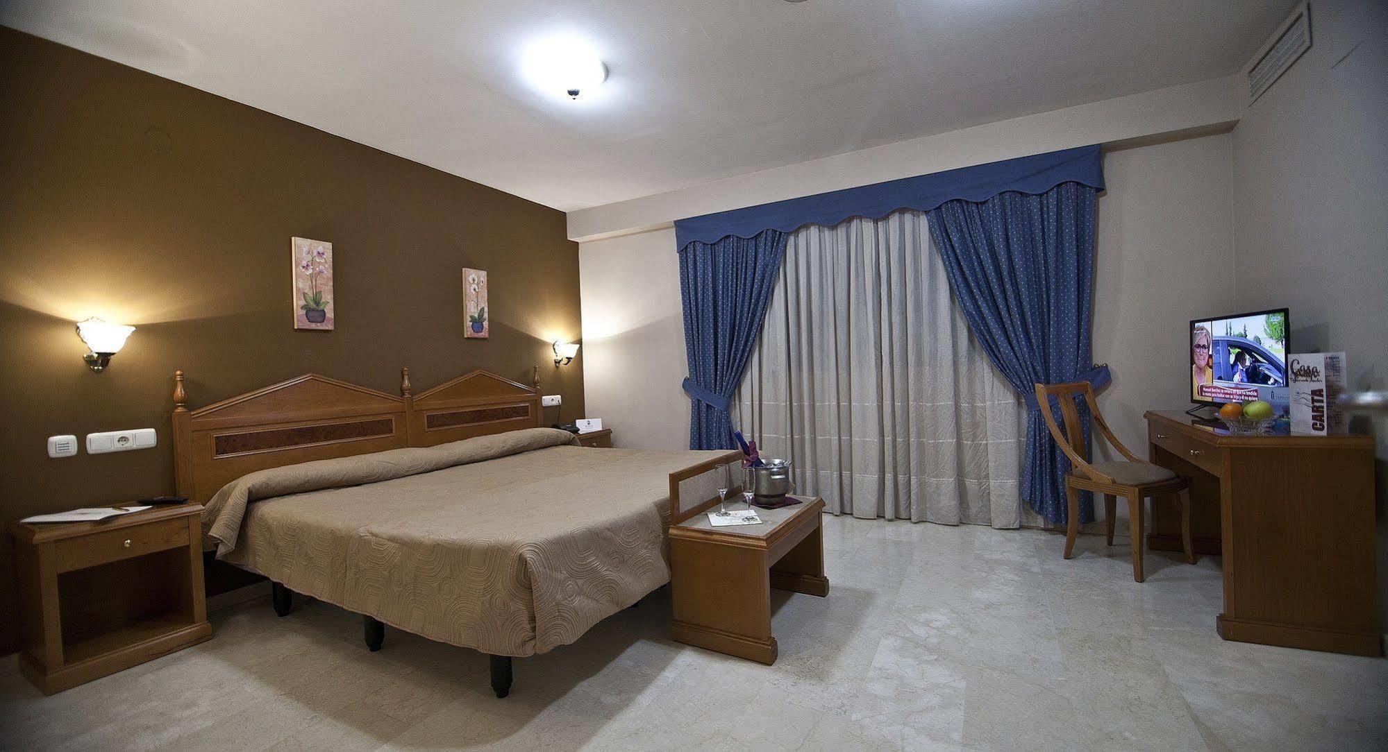 Hotel Tocina Business Albolote Exterior photo